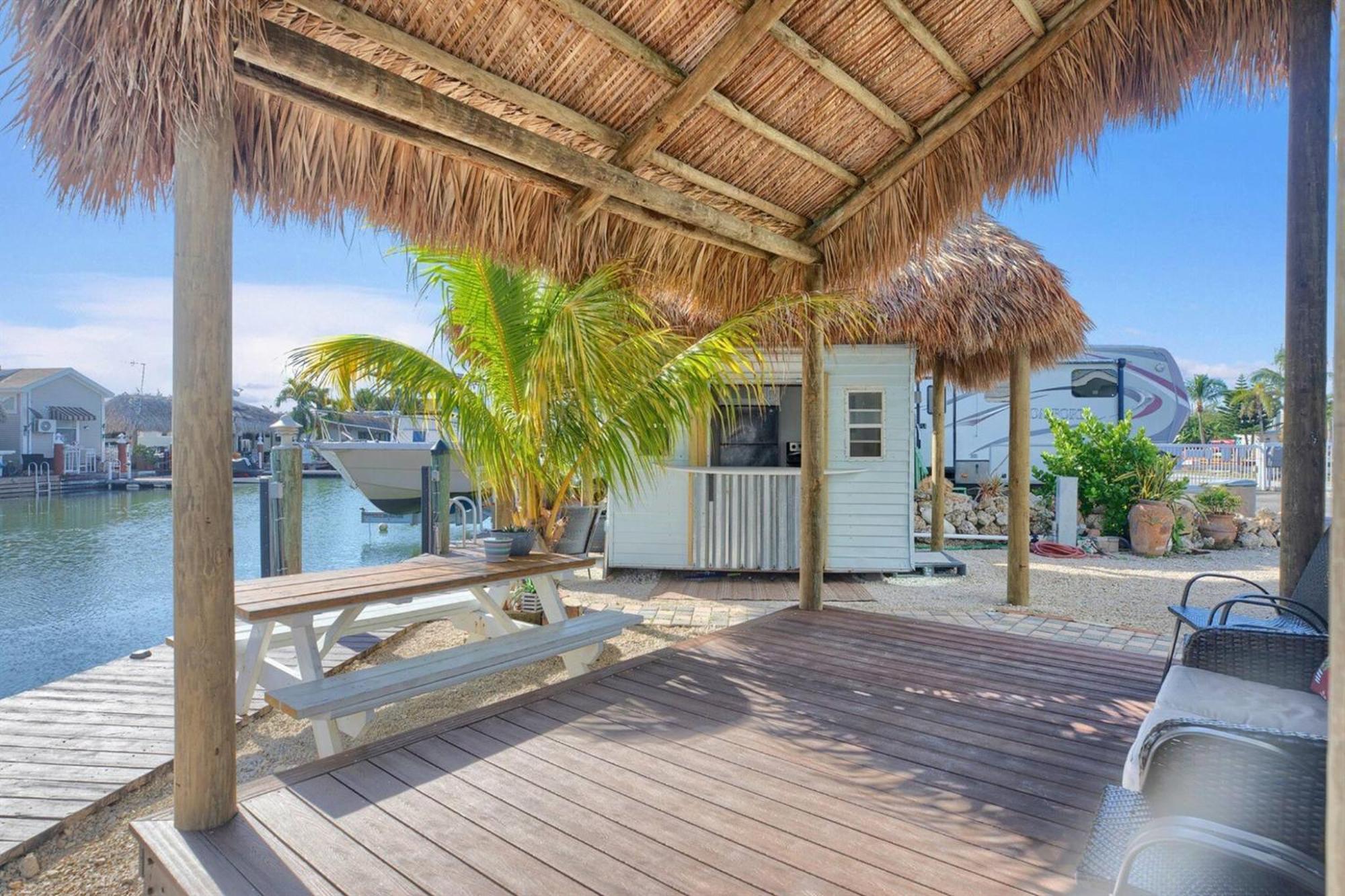 Tiny Home On Waterfront, Bay Views, Deck, Pool Jewfish Rom bilde